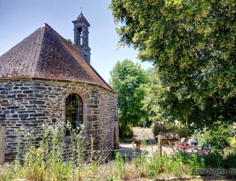 Gite Atypique Dans Une Chapelle Briec Esterno foto